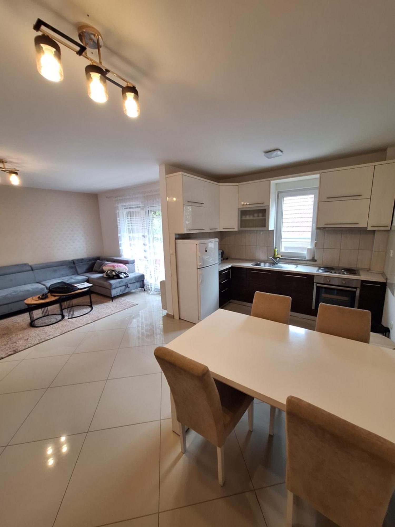 Apartment Enjoy Free Private Parking Mostar Exterior foto