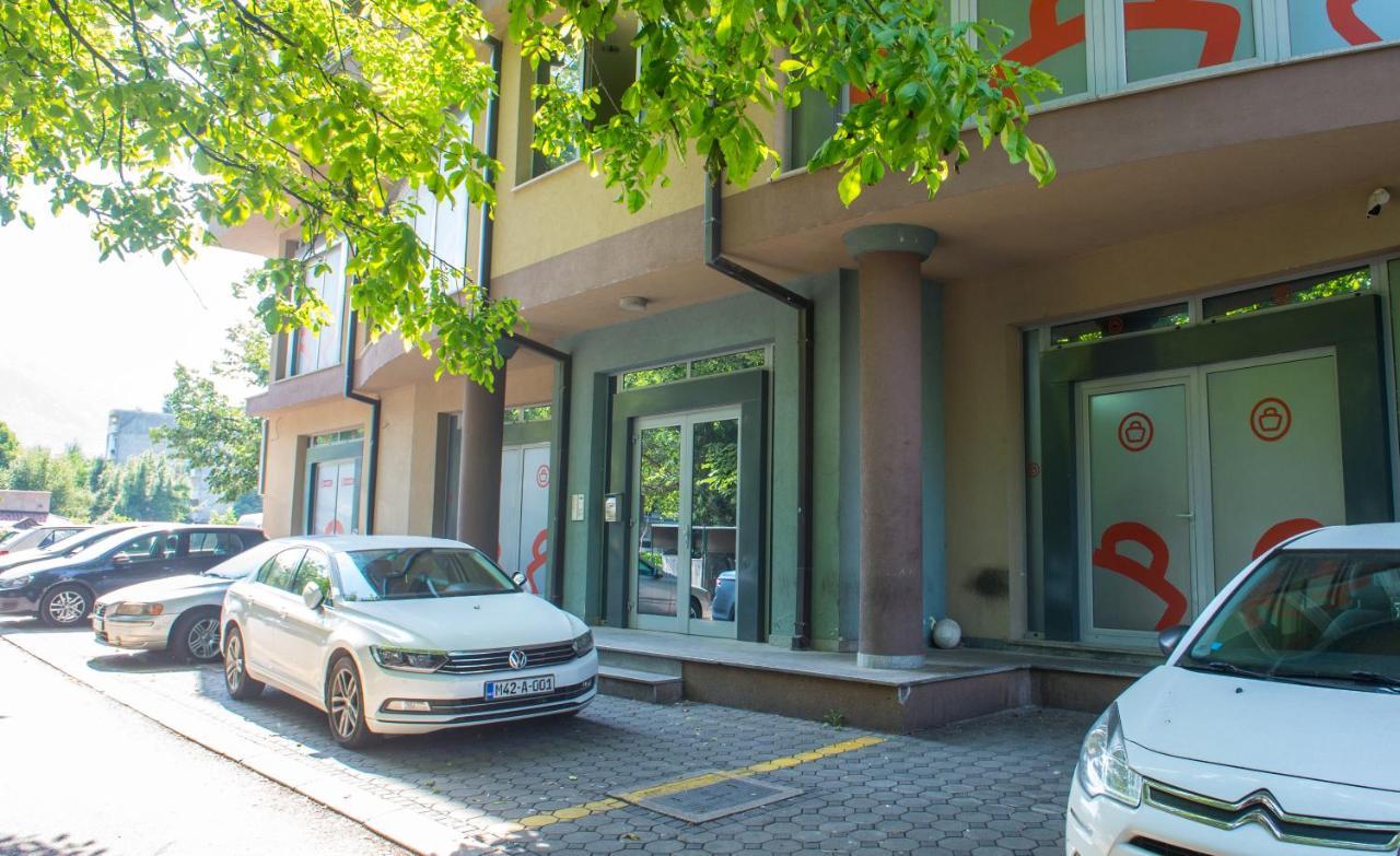 Apartment Enjoy Free Private Parking Mostar Exterior foto